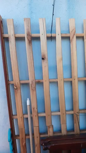 Vende se Cama Solteiro
