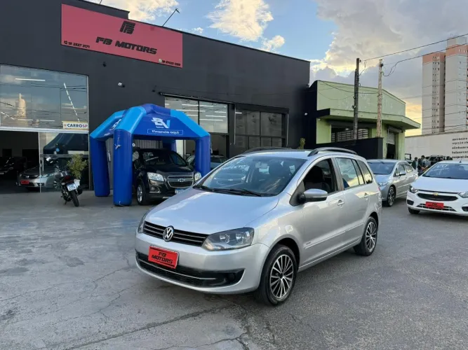 Volkswagen Spacefox 1.6/ 1.6 Trend Total Flex 8V 5P 2011