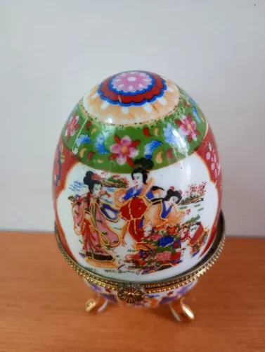 Ovo de Porcelana porta joias