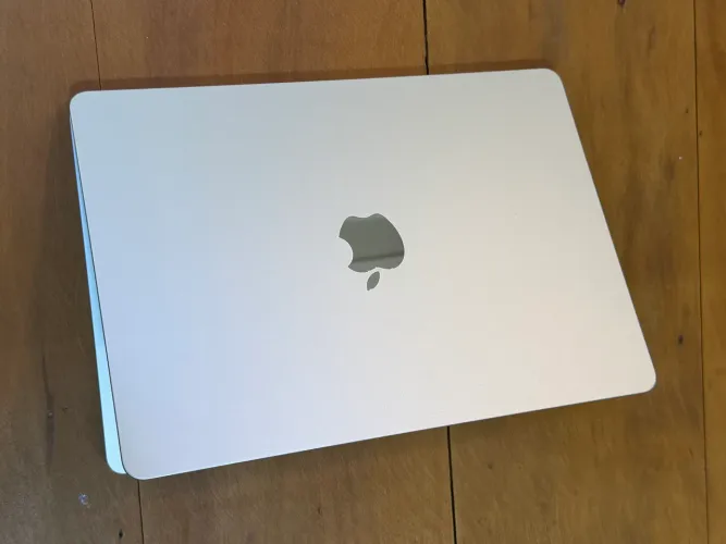 MacBook Air m2 2022 impecável bateria 95%