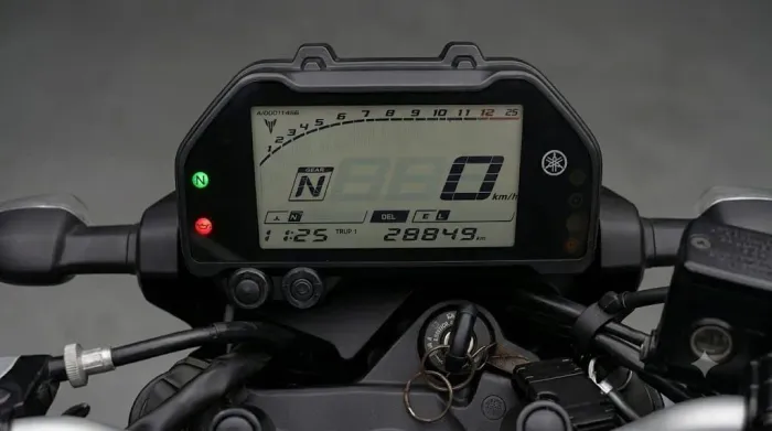 MT-03, valor negociável, chama zap *