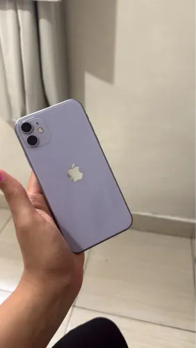 Vende-se iPhone 11 950
