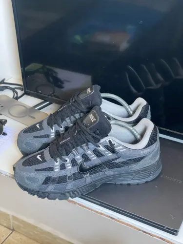 NIKE P6000 TAM - 40