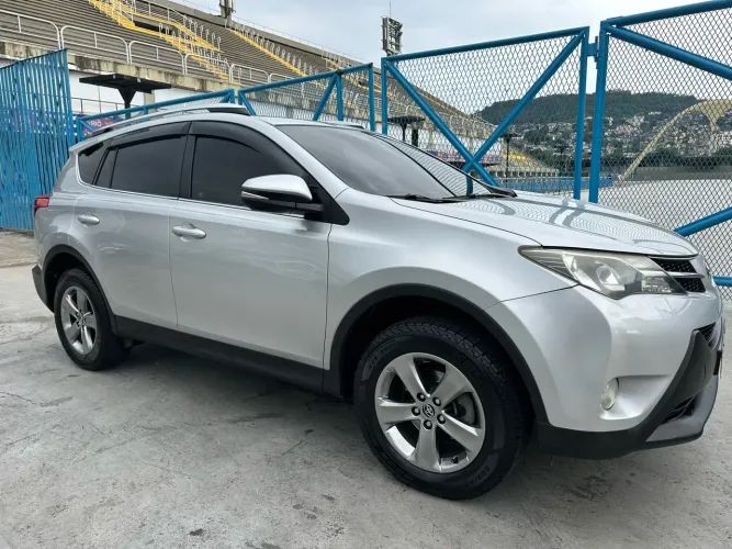 Toyota RAV4 2.0 4X2 16V Aut. 2015