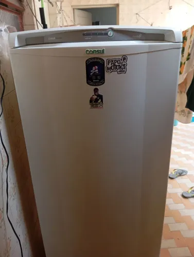 Vendo geladeira Frost Free ótimo estado Consul 300 litros
