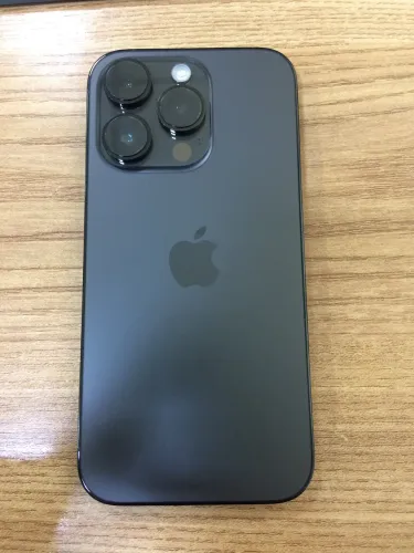 iPhone 14 Pro 512 gb sem detalhes