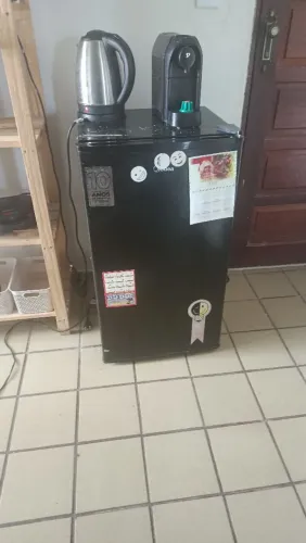 Frigobar 96L Midea
