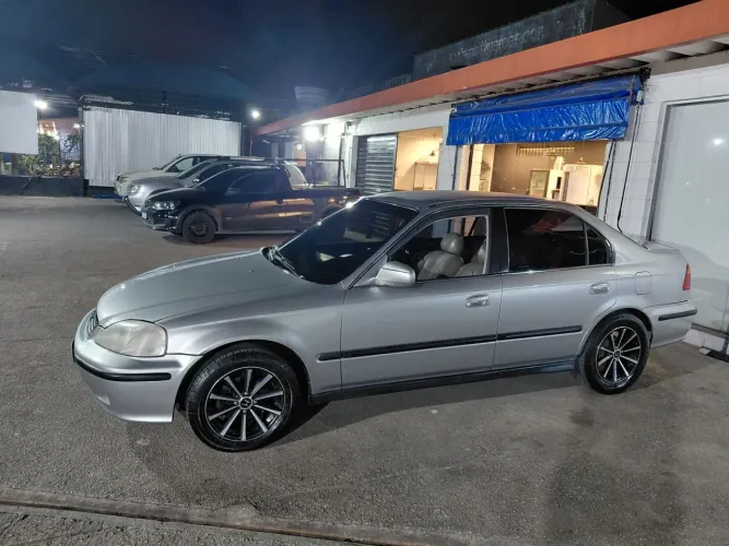 Honda Civic Sedan LX 1.6 16V Aut. 4P 1999