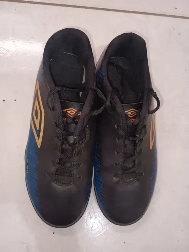 chuteira Umbro Society Burn Jr N°37<br>