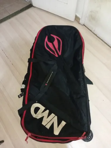 Capa prancha bodybord viagem c rodinhas