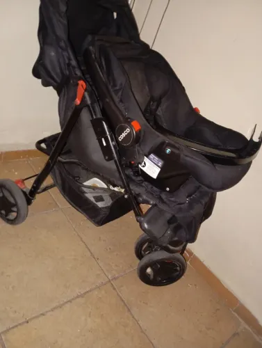 Carrinho e bebe conforto COSCO (novinho)