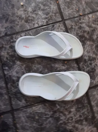 Calçado usado