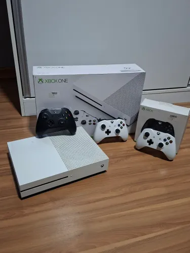 Xbox One S 500GB