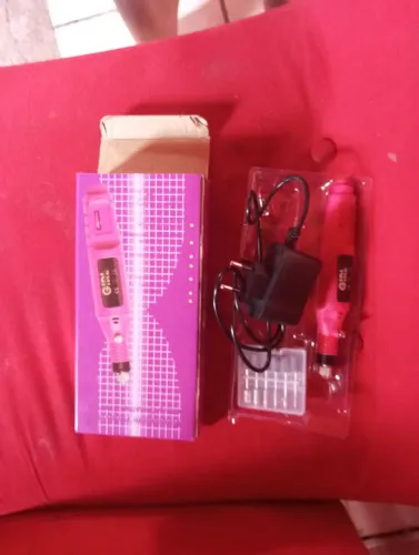 Vendo lixa elétrica nunca usada , cabine funcionando tudo normal , poltrona,cadeirad peneu