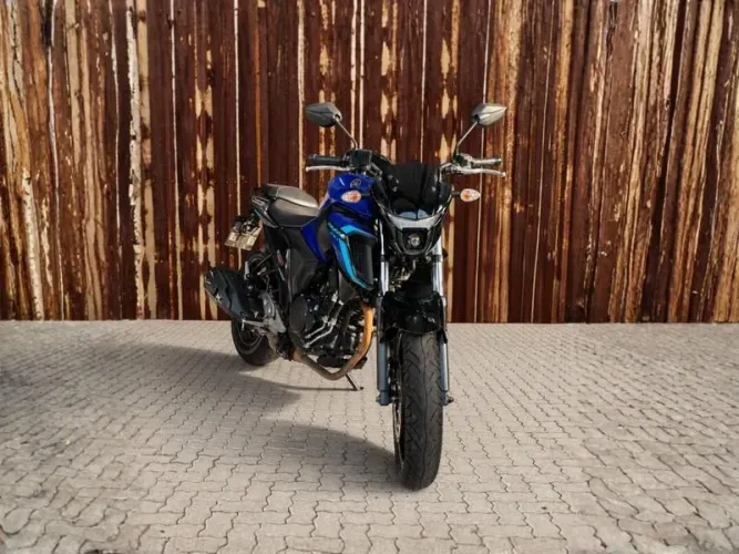 YAMAHA FZ25 FAZER 2024