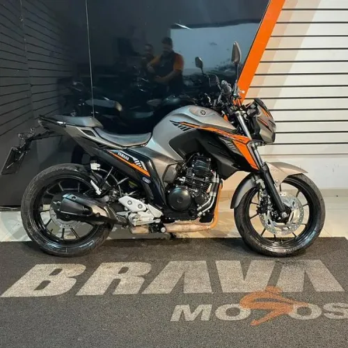YAMAHA FZ25 FAZER 2025