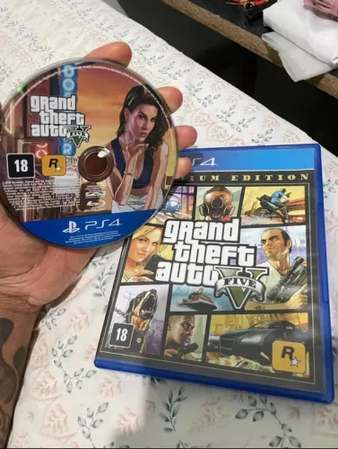 Ps4 vendo porque não tenho tempo para jogar