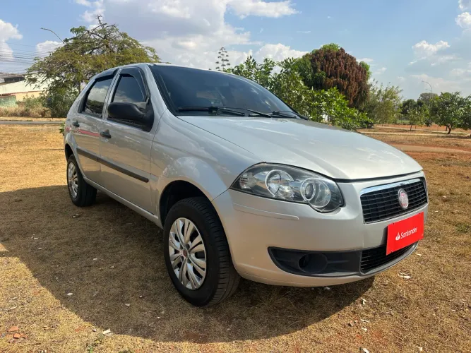 Fiat Palio ELX 1.0 Fire/30 Anos F. Flex 8V 4P 2011