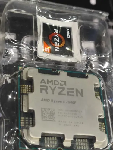 Processador AMD Ryzen 5 7500F (AM5) - 100%NOVO em Perfeito Estado!!! 10x SEM JUROS!!!