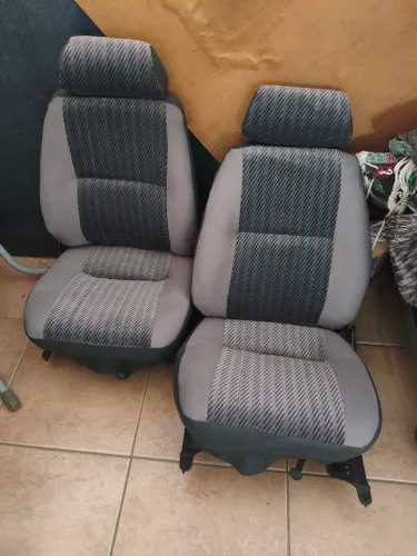JOGO BANCOS COMPLETO PARA PAMPA CABINE DUPLA ANO 92