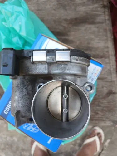 Corpo de borboleta _ Fiat mobi