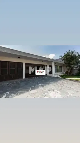 Casa Comercial no Batel com 303 m²
