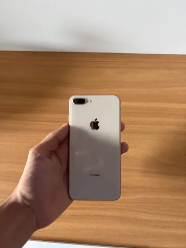 iPhone 8 Plus - Conservado