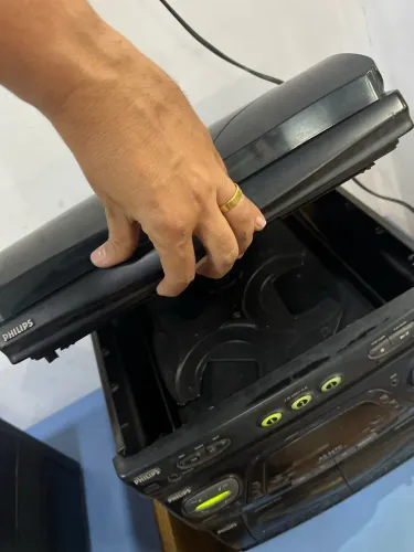 Philips Midi System modelo AS667C