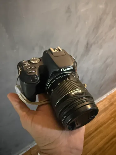 Câmera Cânon SL2 Rebel 