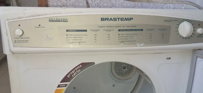 Máquina de secar roupa Brastemp usada
