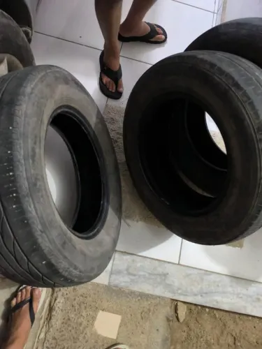Pneus Aro 14 Usados - Em Bom Estado