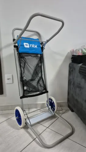 Carrinho de praia grande (Usado 1 vez)