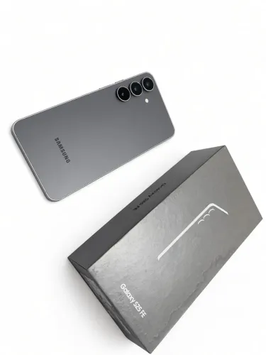 Vendo Samsung S25fe 128g 5g impecável