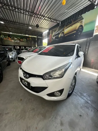 Hyundai HB20S C.style/c.plus1.6 Flex 16V Aut. 4P 2015