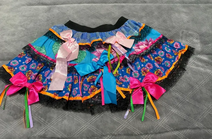 Saia Infantil Festa Junina Veste de 04 a 06 anos
