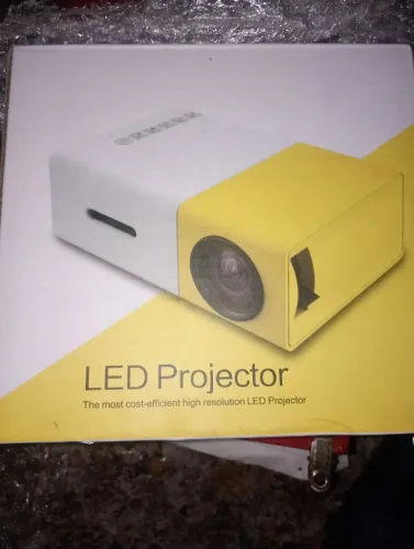 projetor, plugue adaptador de celular.zerado se vim busca no Poçodoce lealdade tem-10%