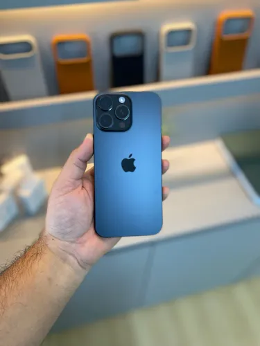 IPHONE 16 PRO MAX 256GB IMPECÁVEL SB 100% GARANTIA APPLE 15 OUTUBRO 