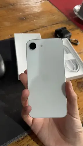 iPhone 17e de 256gb - Branco (esim) - Na caixa, com NF