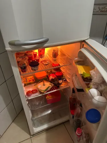 Vendo geladeira.