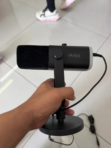 Microfone Dinâmico Fifine AM8 (RGB / USB e XLR)
