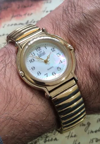 Relógio Dumont quartz dourado unissex anos 90