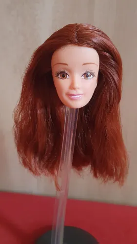 Cabeça boneca lullie tipo barbie 