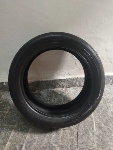 02 Pneus Goodyear 225/45R17 - Aro 17