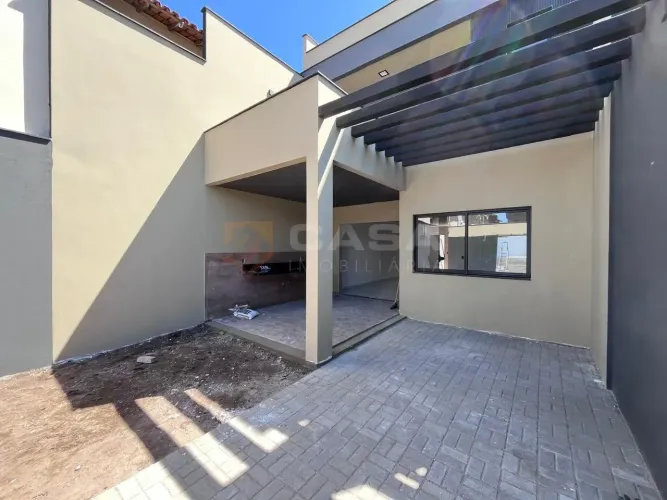 Casa com 3 suítes em Jardim Atlântico Próximo a Praia