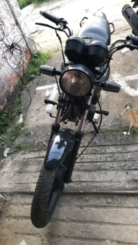 Fan 125 tem placa doc bate tudo certinho, moto e Kik motor bom, 