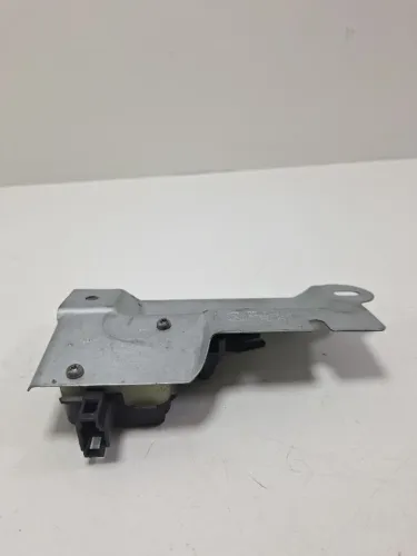 Motor Fechadura Tampa Traseira Vw Polo 2007 2008 2009