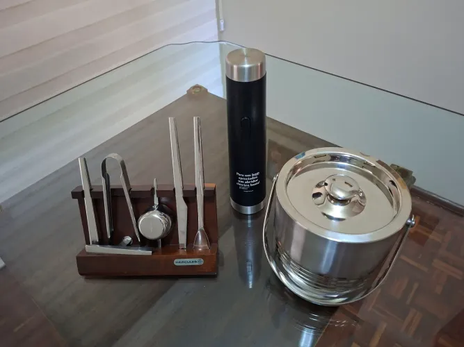Acessórios para Coquetelaria + Balde de Gelo Inox + Abridor de Vinho Elétrico