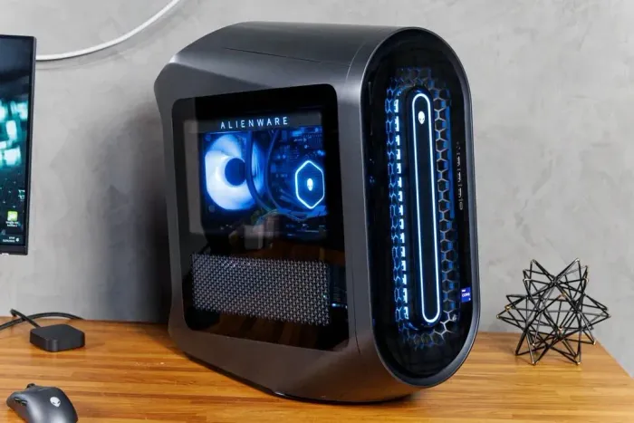 Desktop Gamer - Dell Allienware Aurora R15 i9 1TB 32GB Nvidia 4070ti