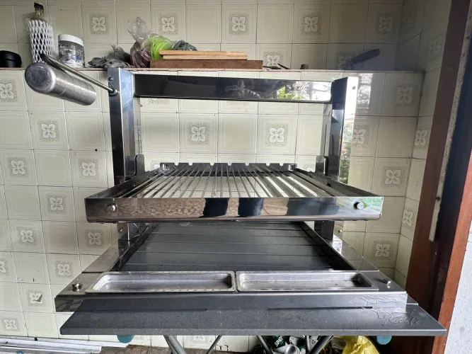 Churrasqueira Giragrill Grillex 784 Aço Inox