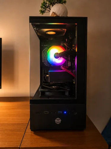 PC Gamer RX 580 + Xeon E5 2680 V4 | 16GB RAM | SSD 120GB + HD 500GB